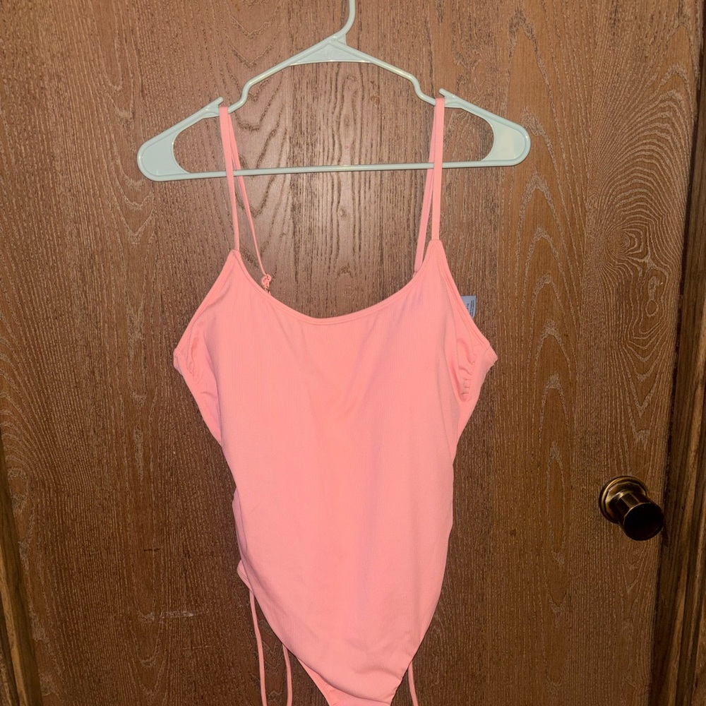 Elegant Pink Women's One Piece Swimsuit
